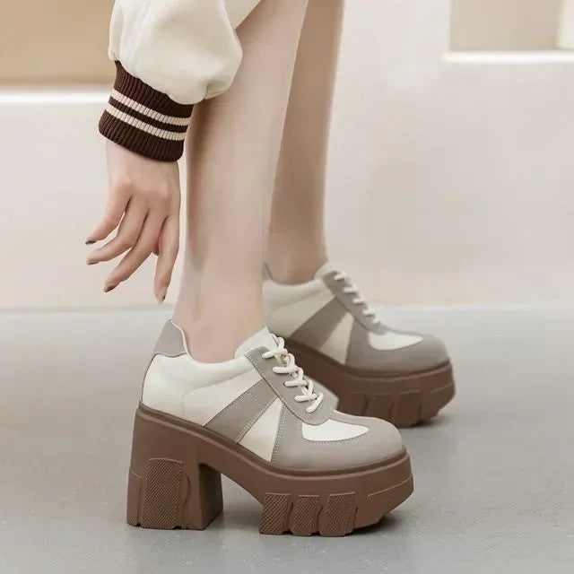 Cobbleton Platform Lace-Up Pumps