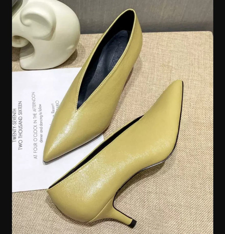 Vittoria V-Cut Pumps