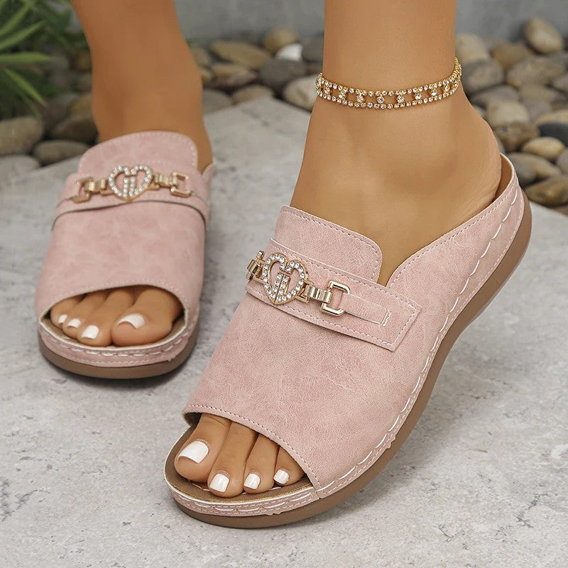 Cuoricino Heart-Charm Wedge Sandals