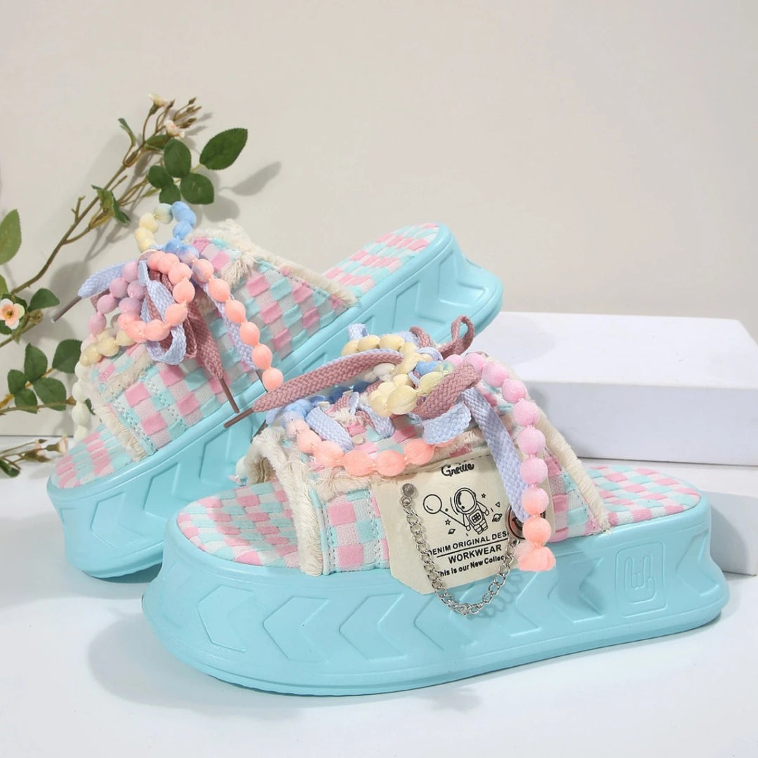 Confetti Pom Platform Slides