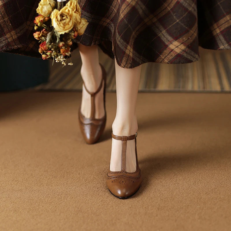 Mirella Vintage Leather Pumps