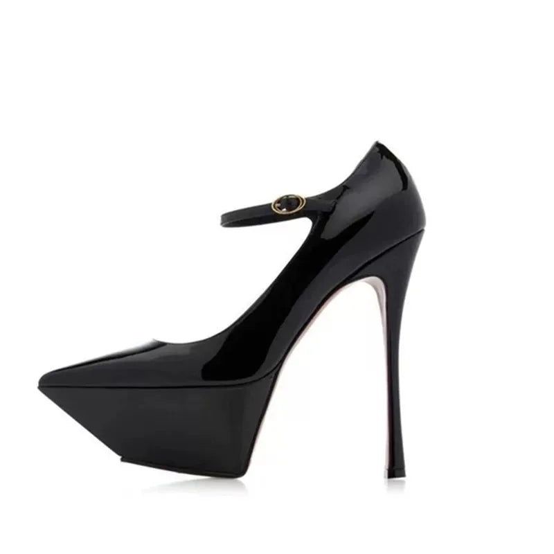 Giulia Platform Pumps
