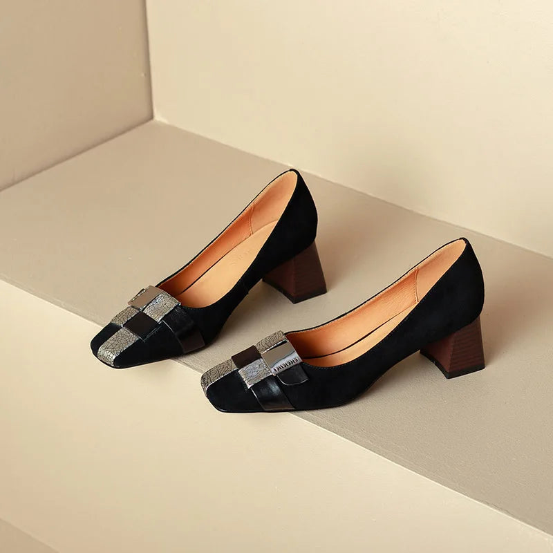 Cintura Suede Pumps
