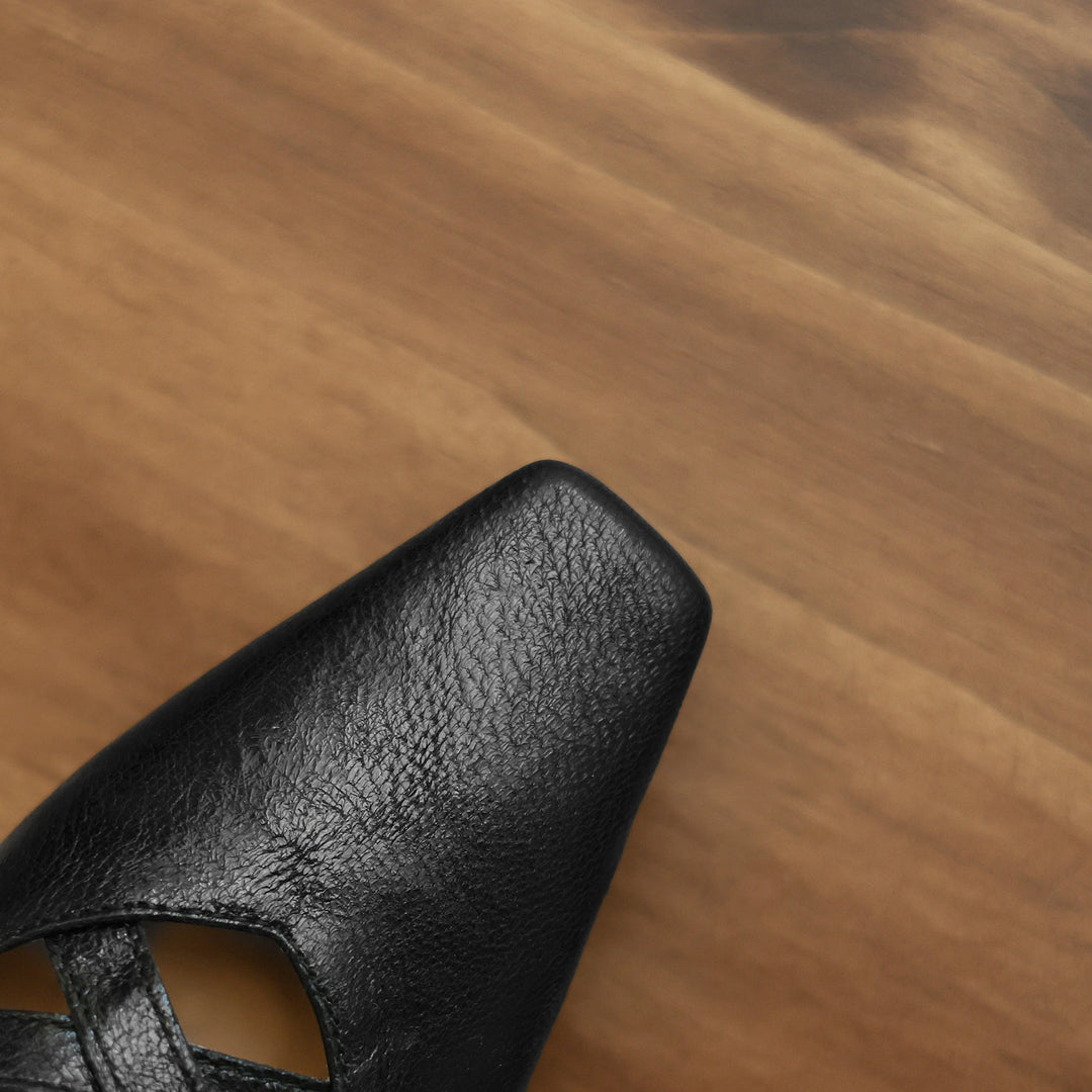 Lucera Leather Flats