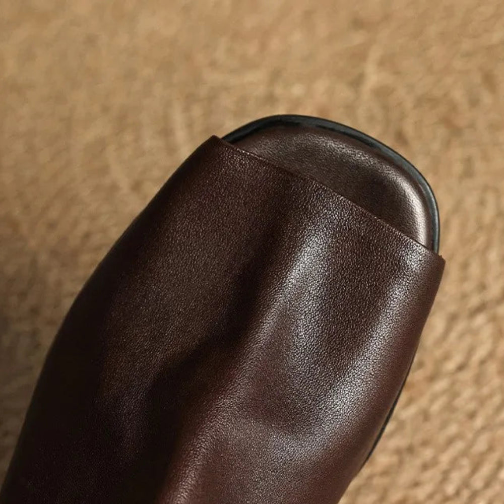 Vale Leather Slides