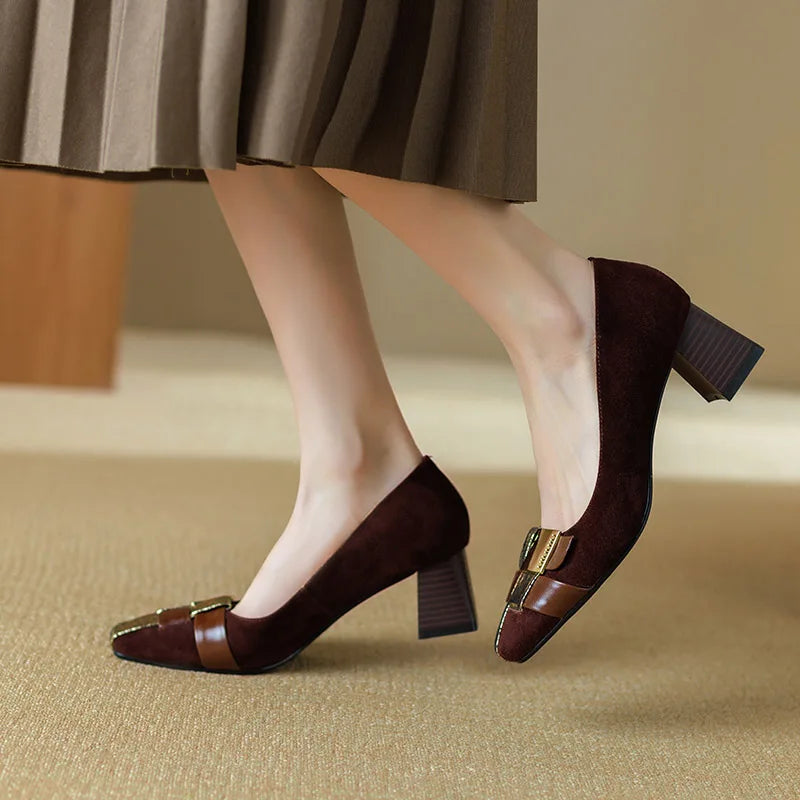 Cintura Suede Pumps