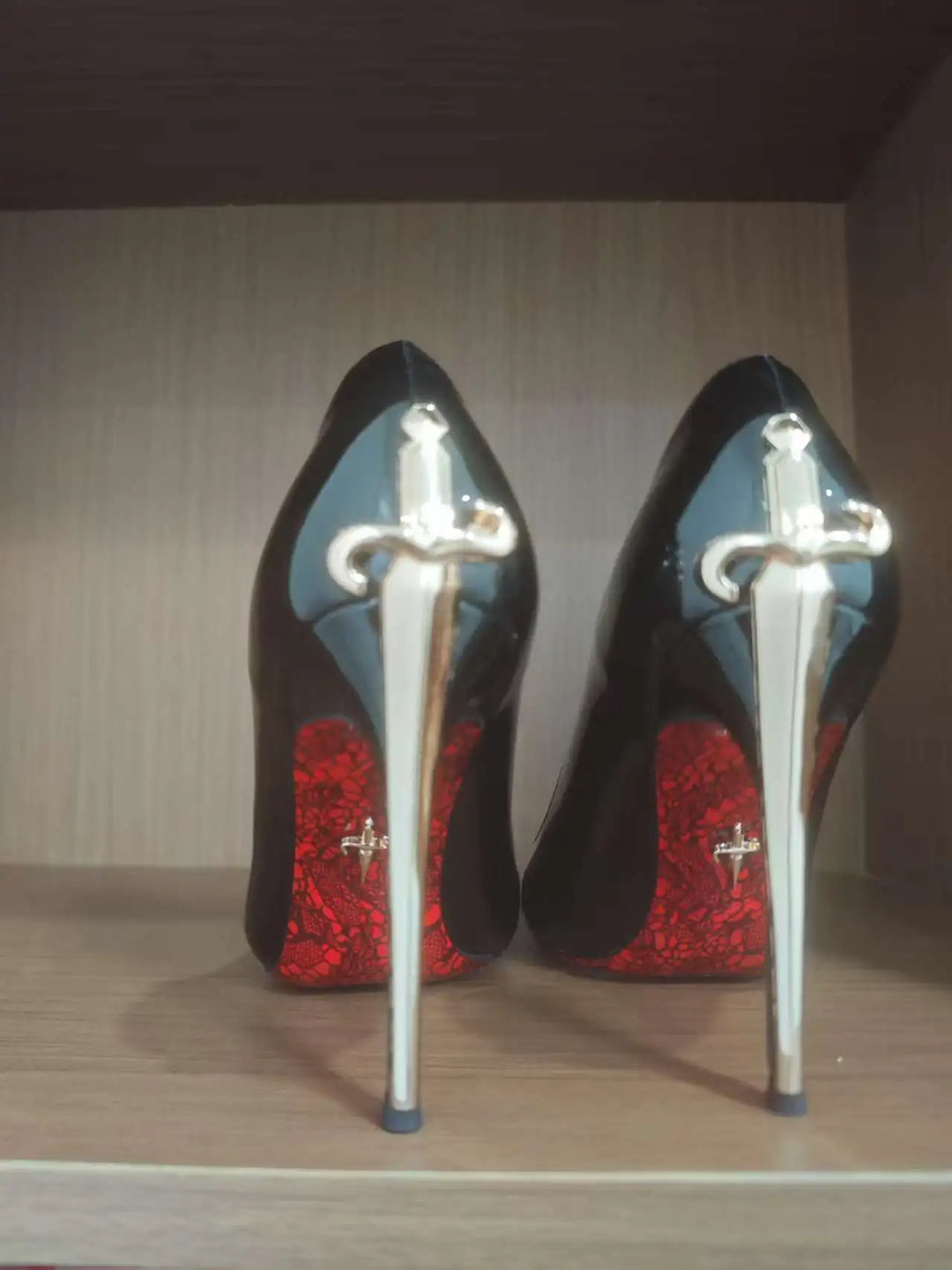 Scarlett Dagger Heels