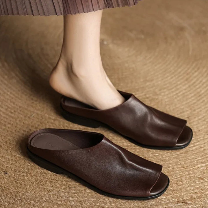 Vale Leather Slides