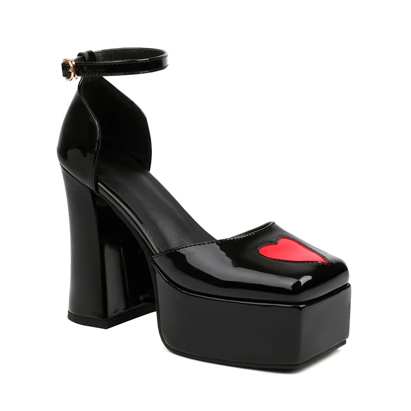 Cuoricino Heart-Cutout Platform Pumps