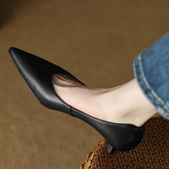 Perla Pointed Pumps
