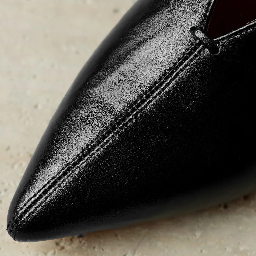 Forma Leather Pumps