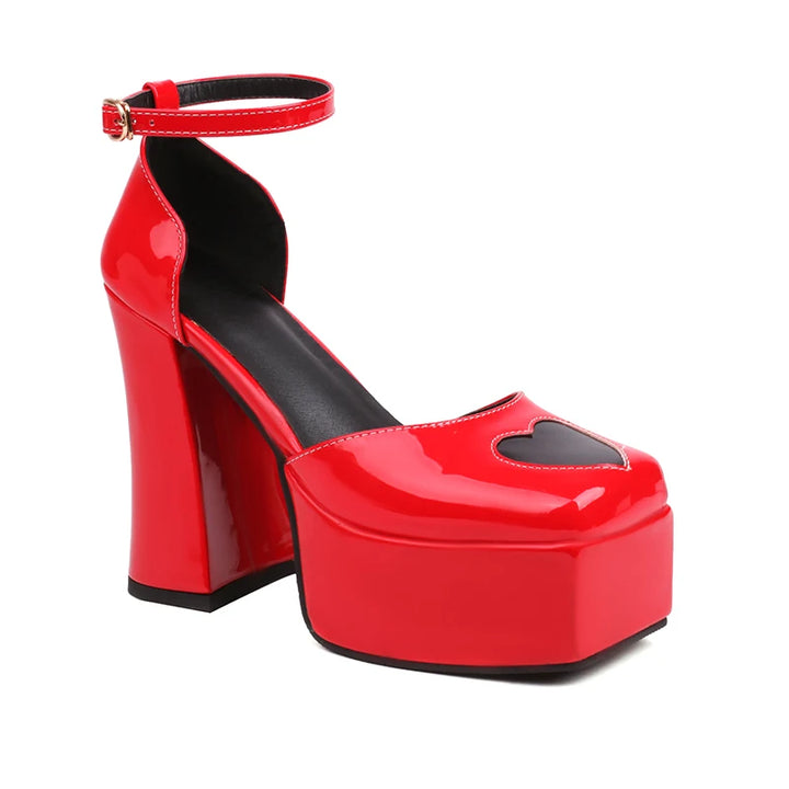 Cuoricino Heart-Cutout Platform Pumps