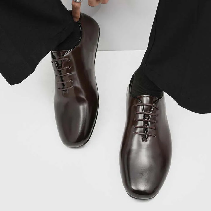 Salerno Whole-Cut Oxfords