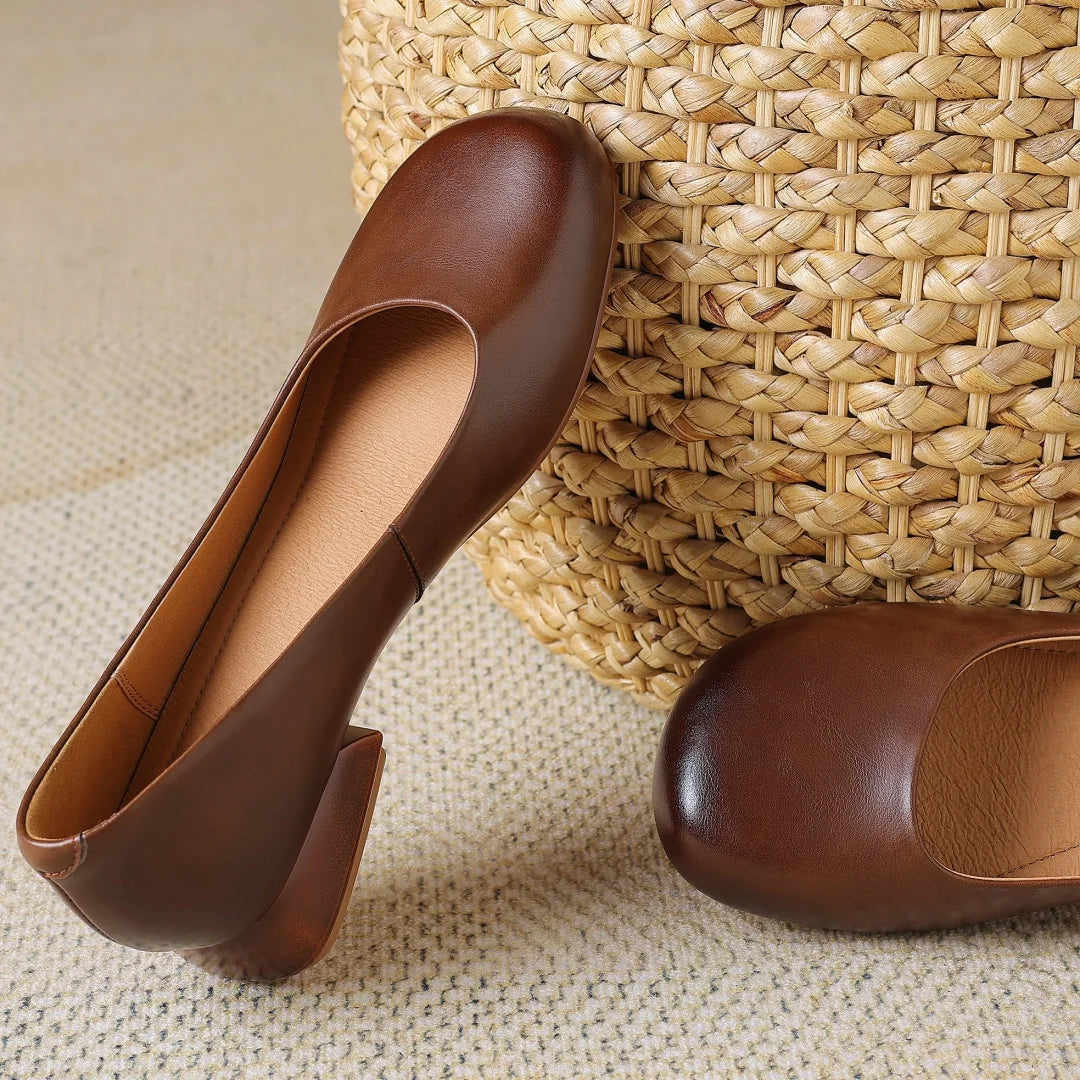 Lucera Leather Pumps