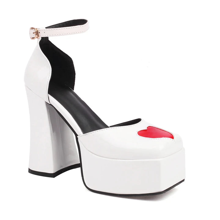 Cuoricino Heart-Cutout Platform Pumps