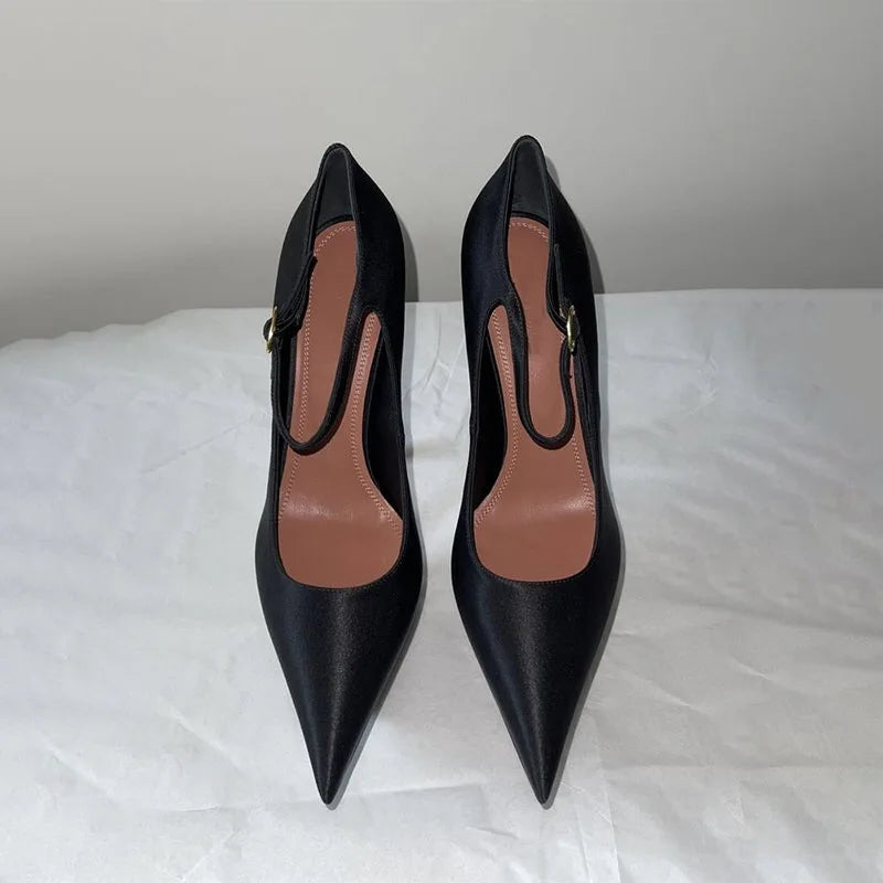 Giulia Platform Pumps