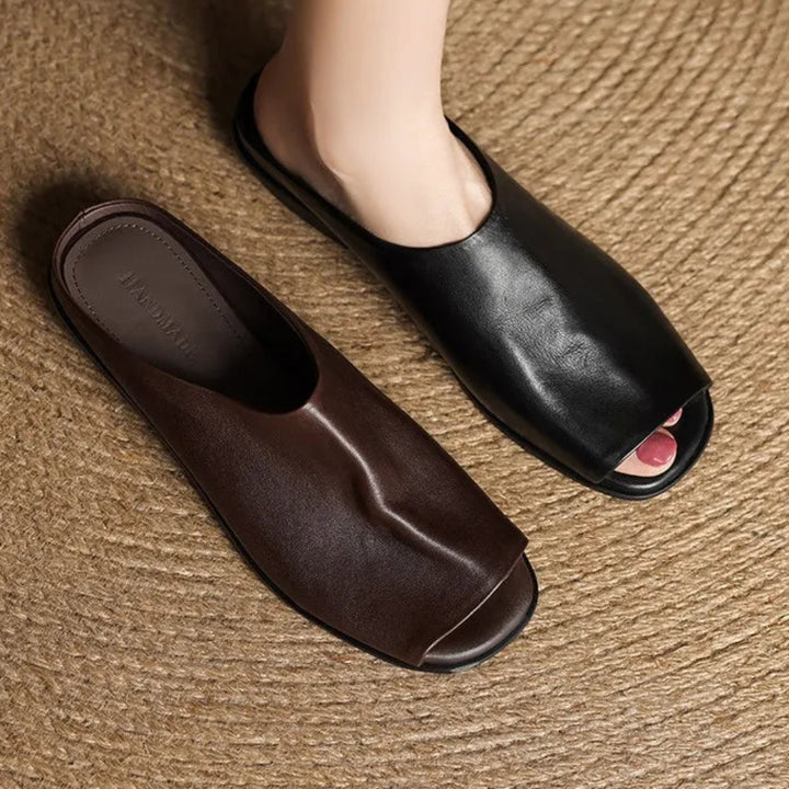 Vale Leather Slides