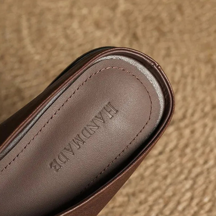 Vale Leather Slides