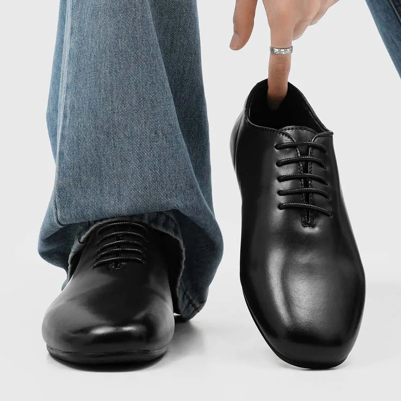 Salerno Whole-Cut Oxfords
