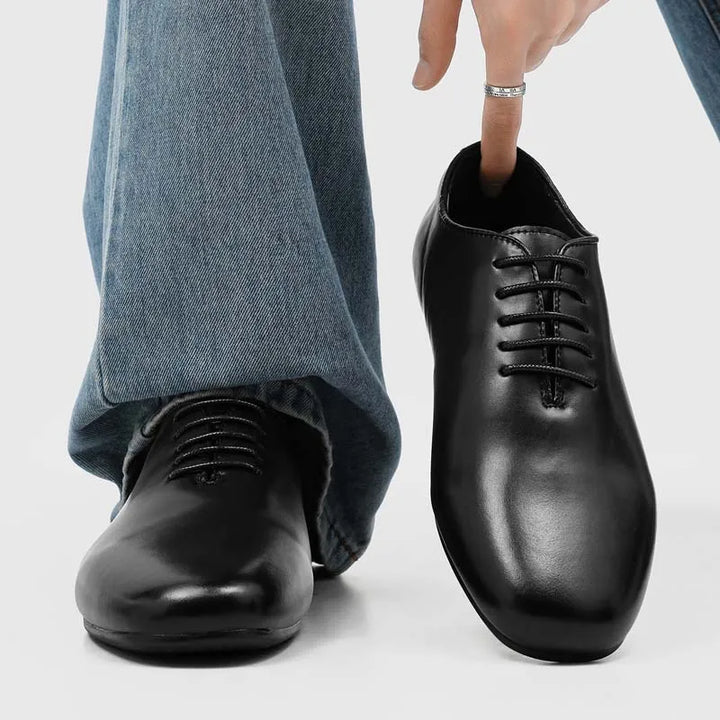 Salerno Whole-Cut Oxfords