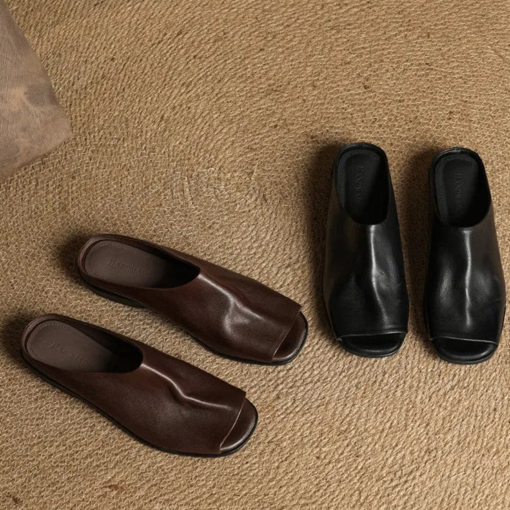 Vale Leather Slides