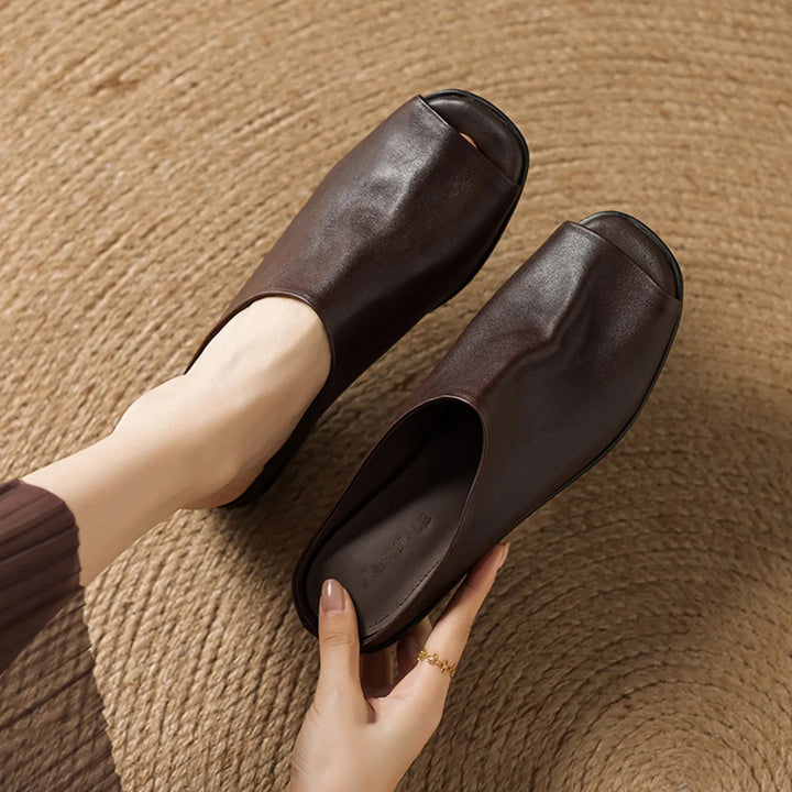 Vale Leather Slides