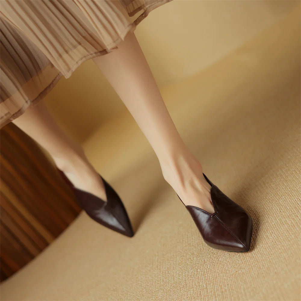 Forma Leather Pumps