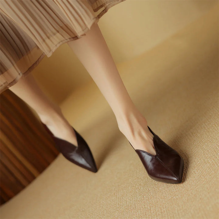Forma Leather Pumps