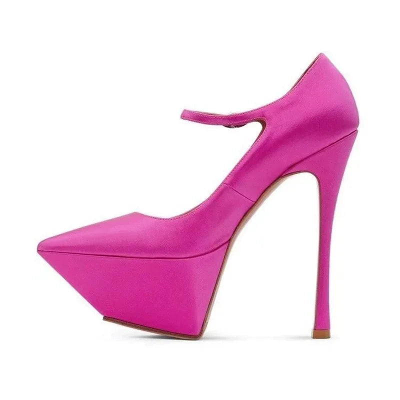 Giulia Platform Pumps
