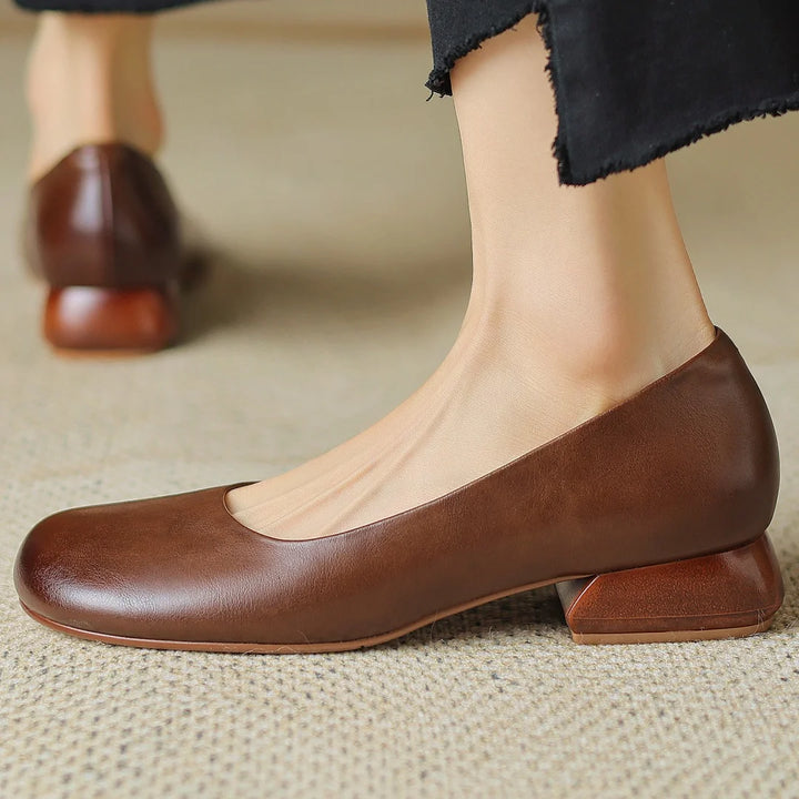 Lucera Leather Pumps