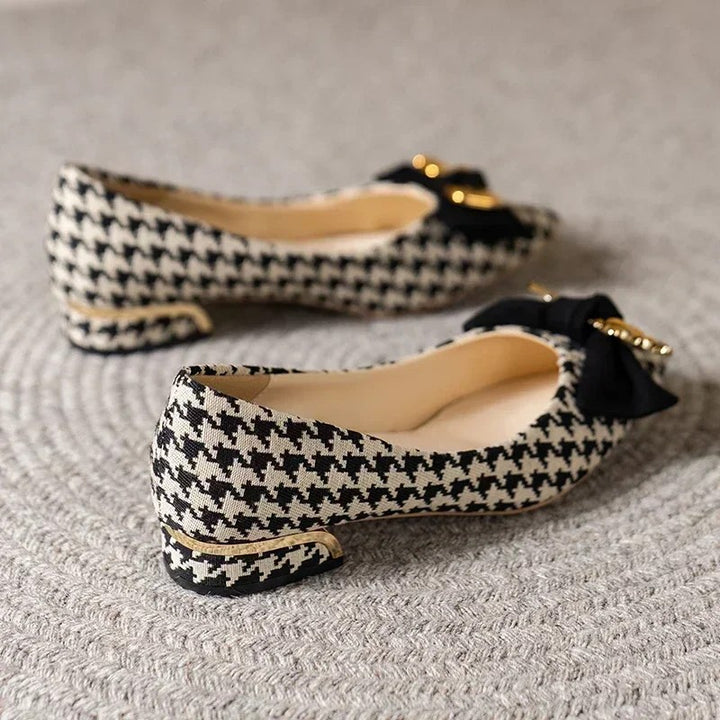 Sabine Houndstooth Bow Flats