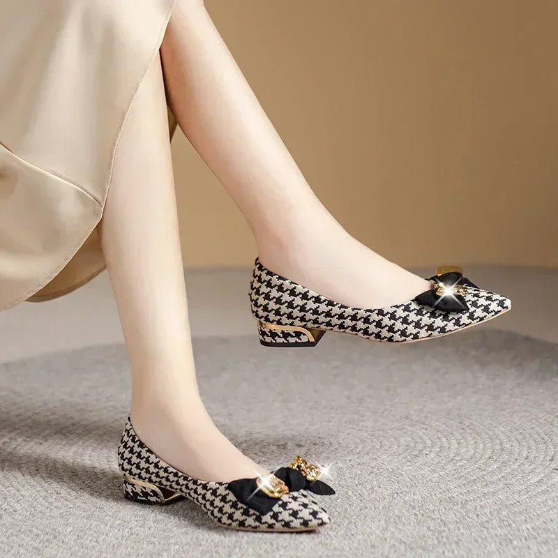 Sabine Houndstooth Bow Flats