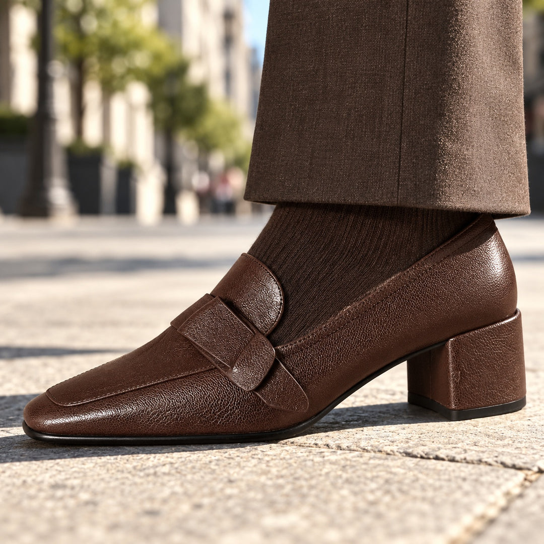 Ascot Knot Loafer Pumps — ce_brooklyn_s2_01