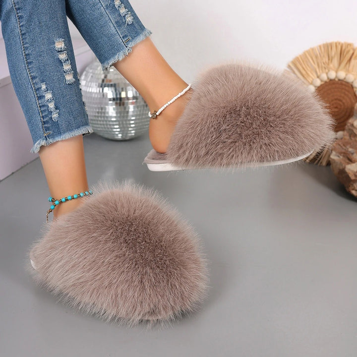 Powderpuff Fluffy Slides