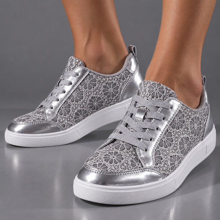 Bellefleur Lace Sneakers — ce_brooklyn_s3_01