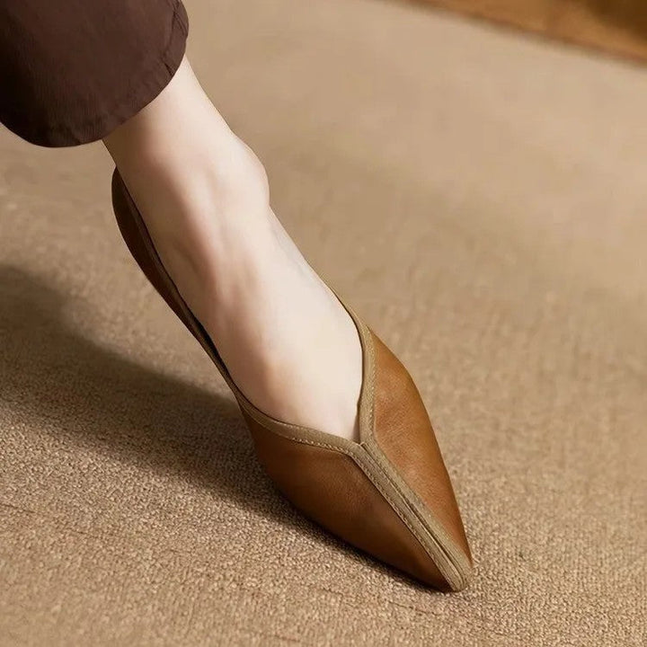 Vespera Pointed Pumps