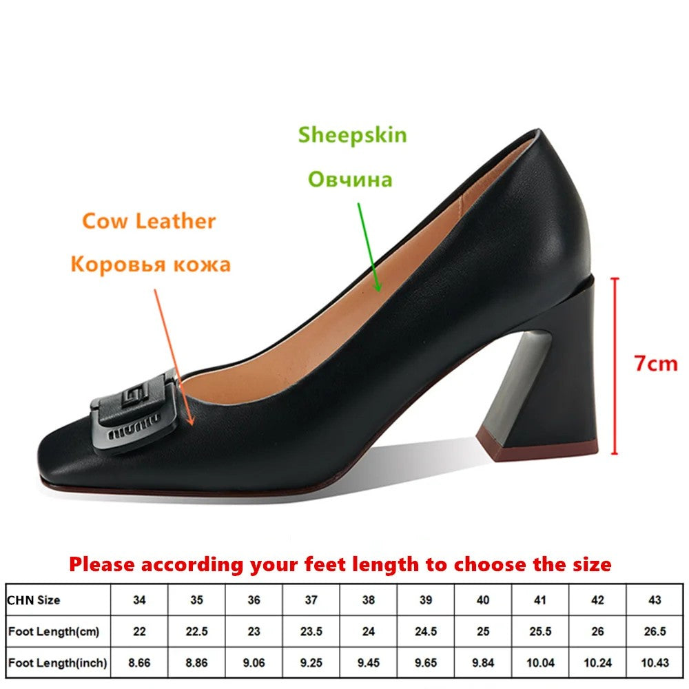 Emblema Buckle Pumps