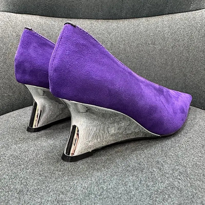 Comtesse Sculpted Wedge Pumps