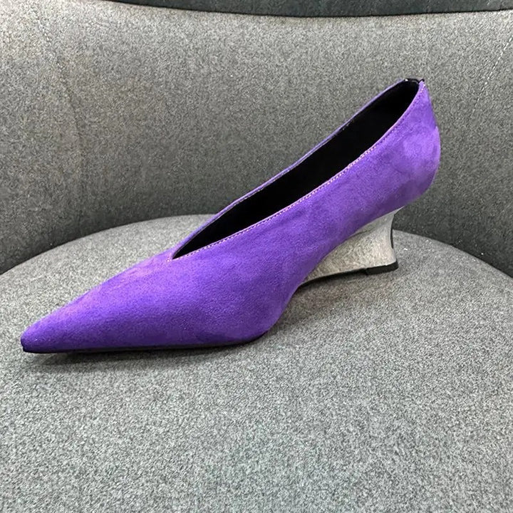 Comtesse Sculpted Wedge Pumps