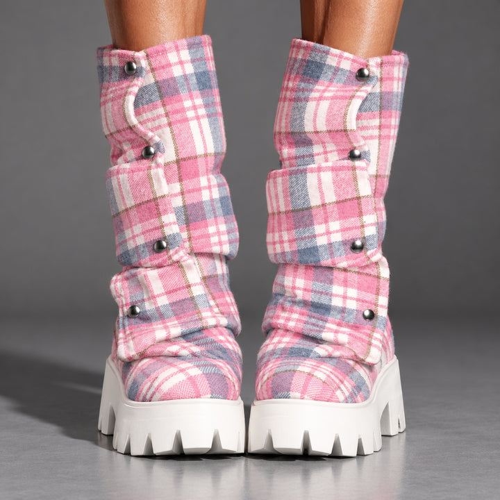 Highland Fold-Over Platform Boots — ce_brooklyn_s3_01