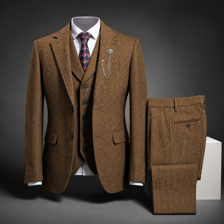 Lisca Herringbone Three-Piece Suit — ce_angle_01