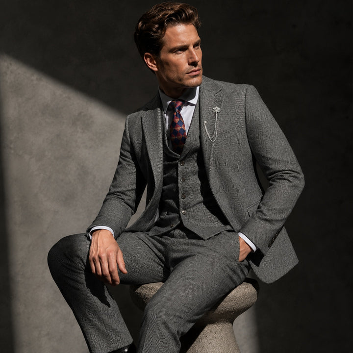 Lisca Herringbone Three-Piece Suit — ce_metastatic_08