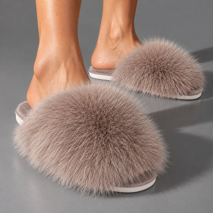 Powderpuff Fluffy Slides — ce_brooklyn_s3_01
