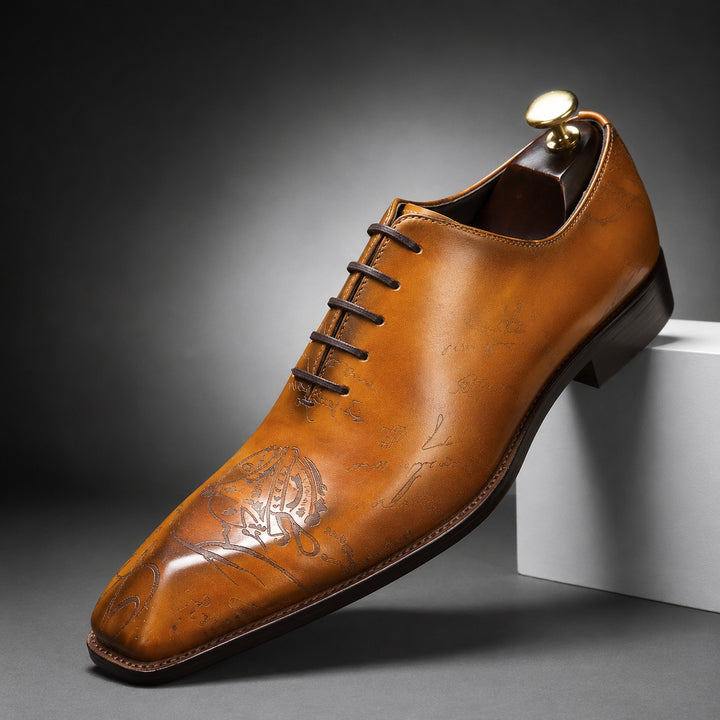 Stemma Engraved Oxford Shoes — ce_angle_01
